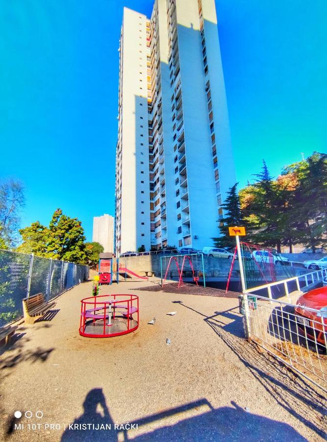 Under The Sky Apartment Рийека Екстериор снимка